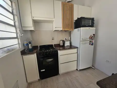 Casa 2 ambientes con 1 baño