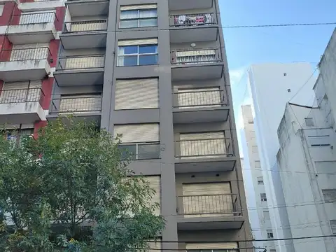 Corrientes 2200