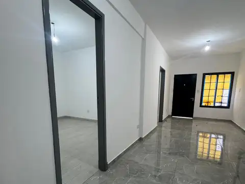 Depto Tipo Casa 4 ambientes con 1 baño
