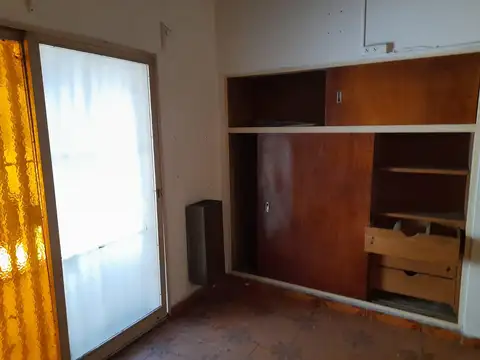 Casa en venta - 2 Dormitorios 1 Baño - 900Mts2 - Villa Elisa, La Plata