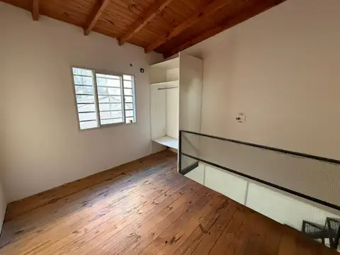 Depto Tipo Casa en Alquiler de 2 ambientes