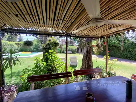 Casa 5 ambientes con 2 baños