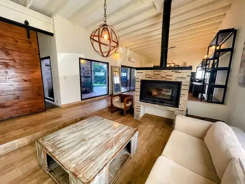 VENTA CASA 4 AMB. BCA. DE SAN BENITO, FINANCIA !