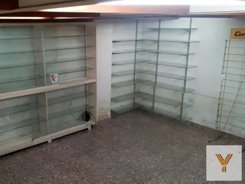 Local en Venta 40 años