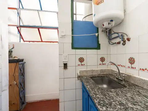 Depto Tipo Casa en Venta en Almagro, USD 135.000