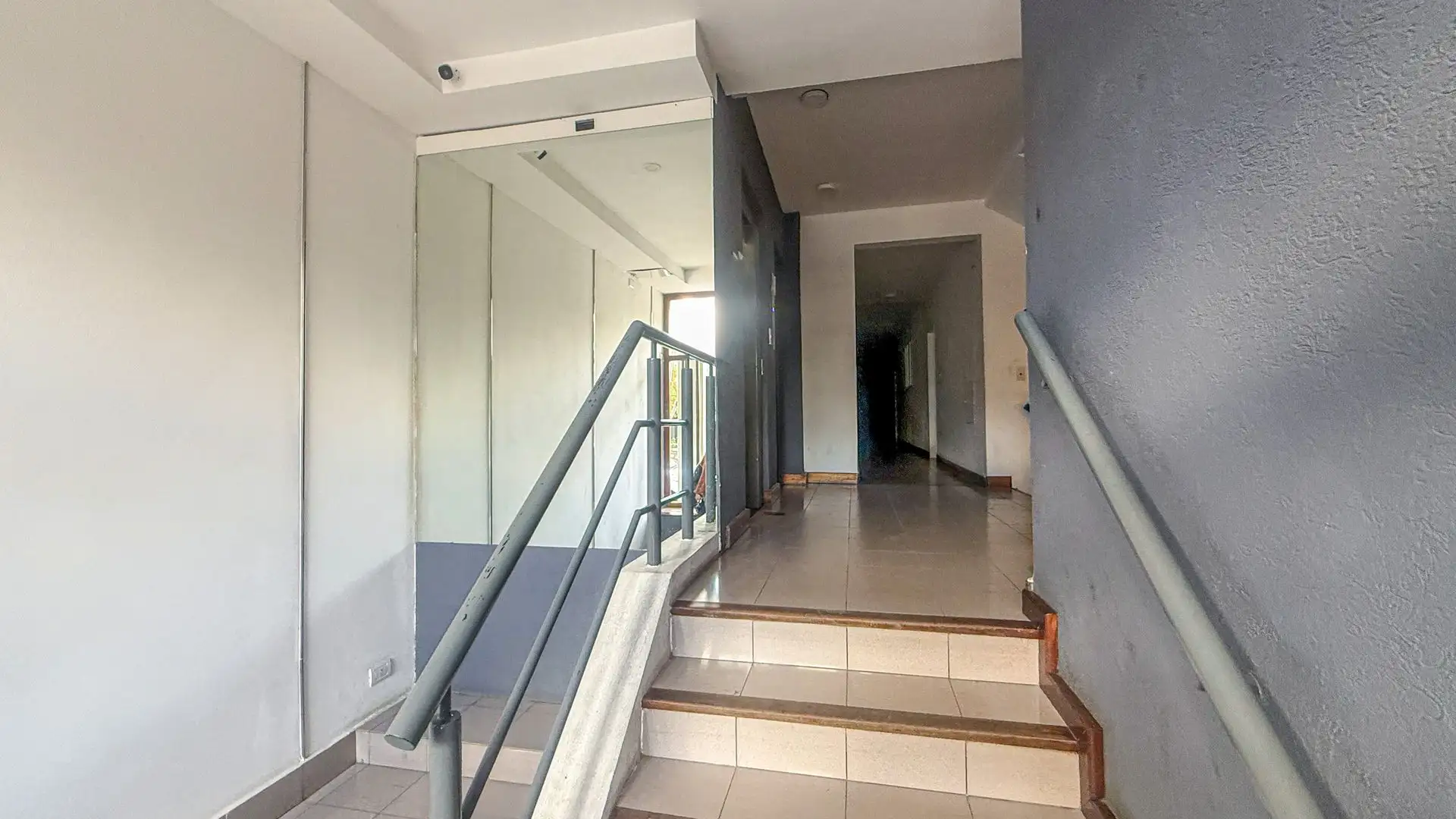 Alquiler 12 meses departamento 3 amb zona Guemes