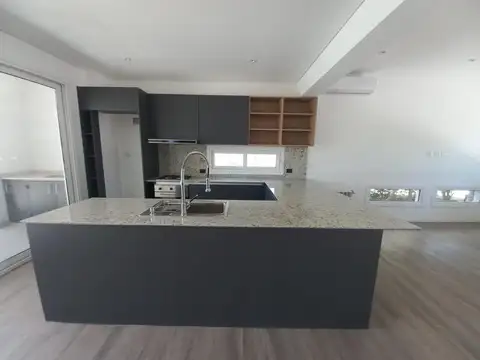 CASA en VENTA en VILLA ELVIRA - PACHECO a ESTRENAR 