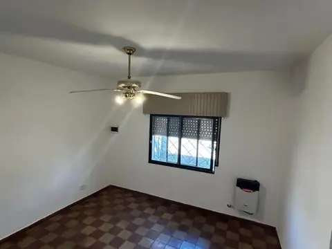 Departamento en Alquiler en Bella Vista, $ 800.000