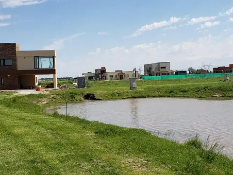 F. Cáceres Y Ruta 58