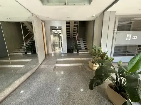  Alquiler de Departamento de 1 dormitorio con balcon  al frente