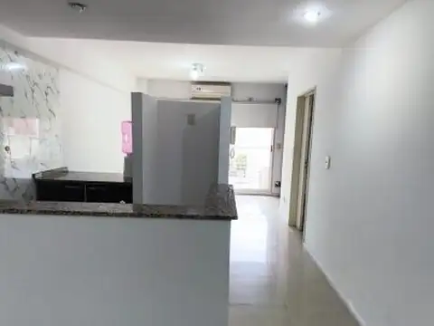 Avenida La Plata 1500, Piso 1
