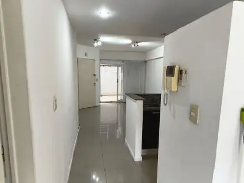Monoambiente de categoría con balcón y patio | 40 m² de diseño y confort