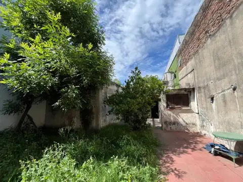 Larroque 1100, Piso 0
