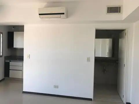 Oficina en Alquiler en Chacarita, $ 500.000