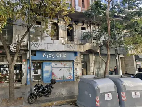 AV. PUEYRREDON 700, Piso 1