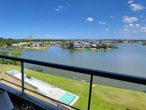 Departamento en Venta con 2 cocheras