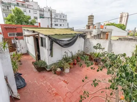 Av. Asamblea 375 , Piso 1