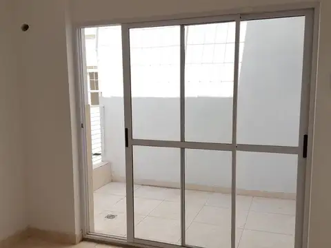 Depto Tipo Casa en Alquiler en Villa Saenz Peña, $ 590.000