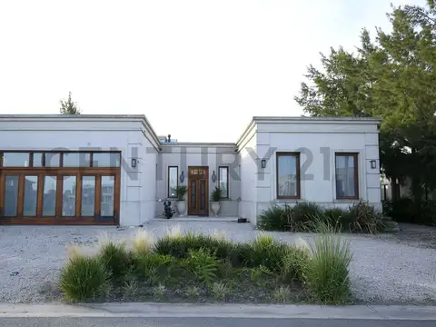Casa en venta en Puerto Nizuc a la laguna