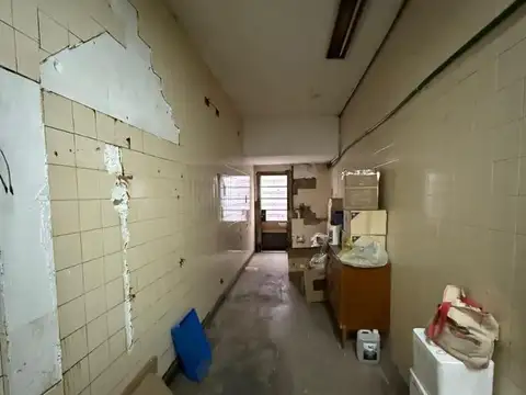 LOCAL A METROS DE LA AVDA. MITRE