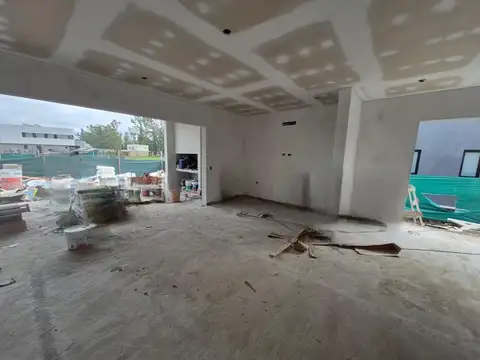 Casa en Venta al Oeste