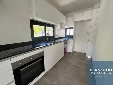 Casa 4 ambientes con 3 baños