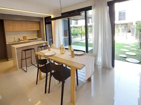 Casa en Venta de 4 dormitorios