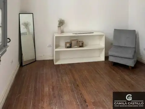 Depto Tipo Casa 4 ambientes con 2 baños