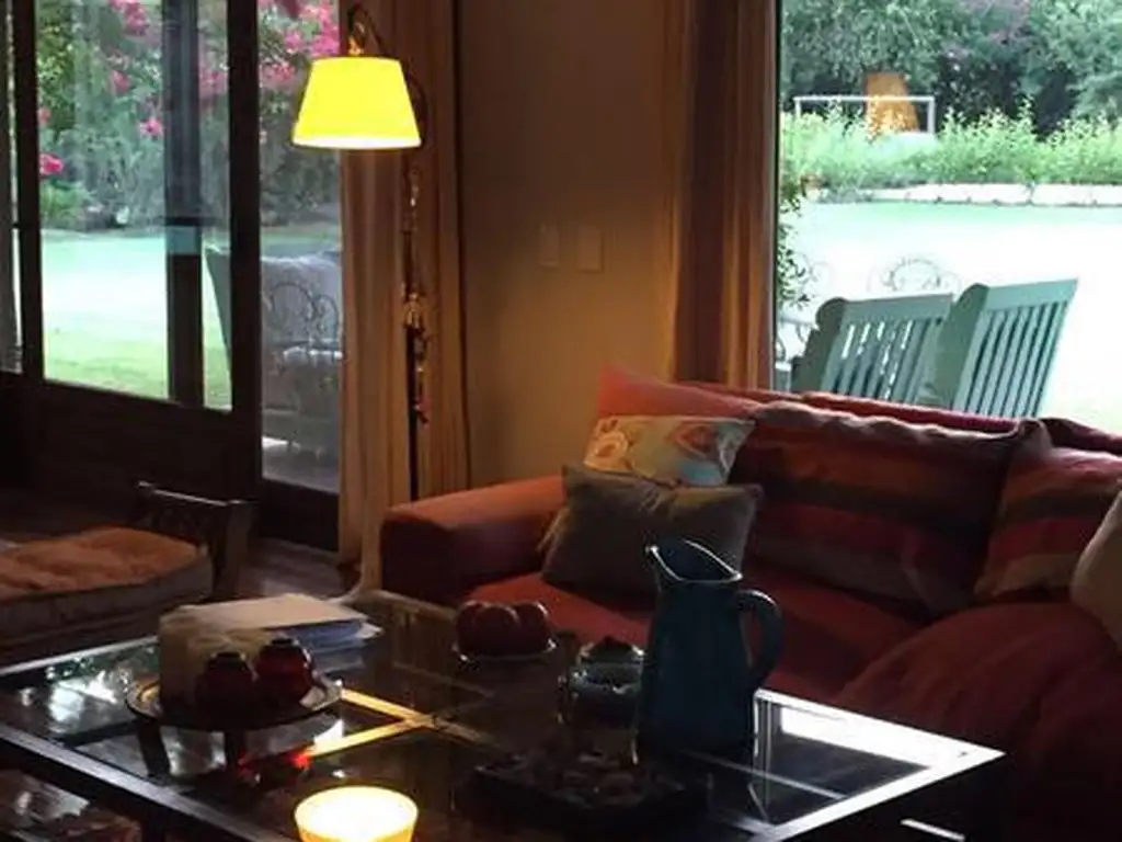 lindisima, casa excelente nivel constructivo!! - Foto 23