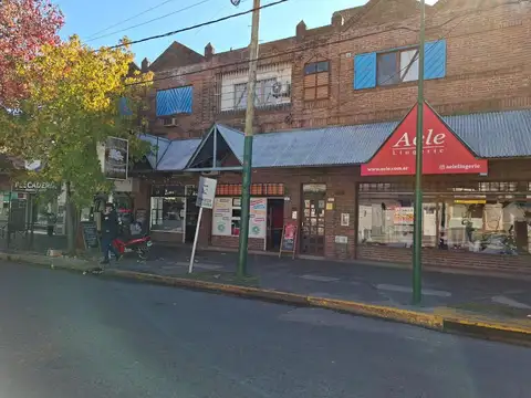 HERMOSO LOCAL COMERCIAL FRENTE A LA PALZA DE ITUZAINGO NORTE