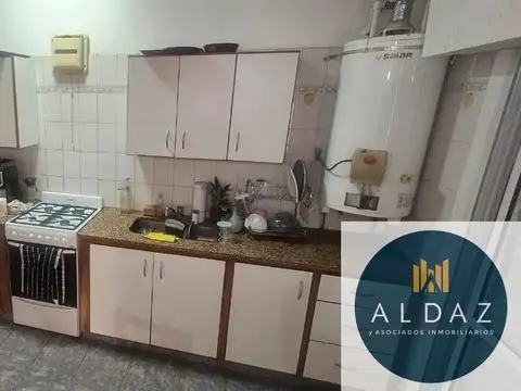 Casa 7 ambientes con 3 baños