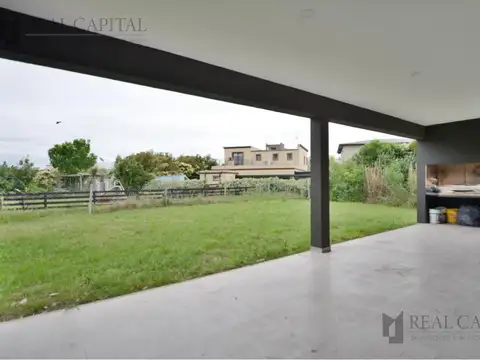 Casa en Alquiler en Pilar del Este - San Alfonso, USD 1.400