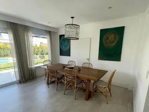 Casa en Alquiler Temporal en Ayres Plaza, USD 6.000