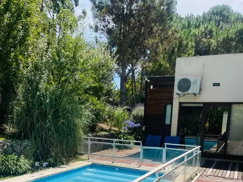 Casa 3 ambientes con 2 baños