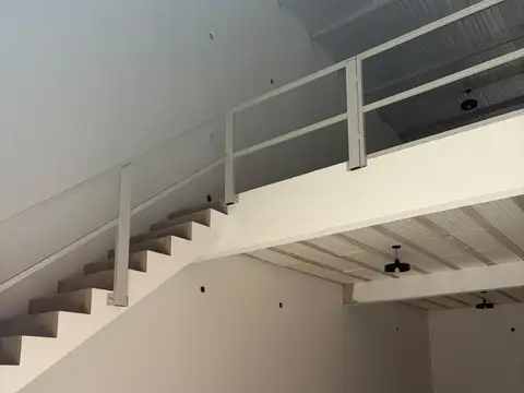 Galpon en Alquiler en La Lonja, $ 2.450.000