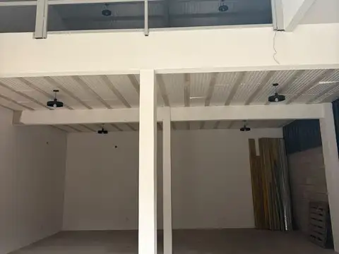 Galpon en Alquiler en La Lonja, $ 2.450.000