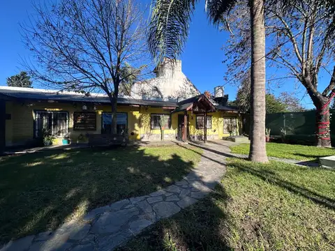 Casa 3 ambientes con 1 baño