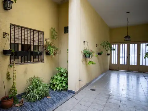 Terreno en Venta 8  mts Frente