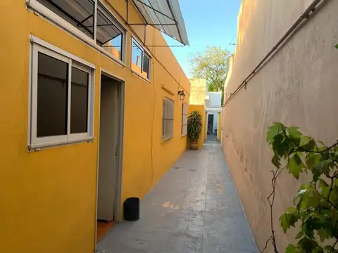 Depto Tipo Casa en Venta con 1 cocheras