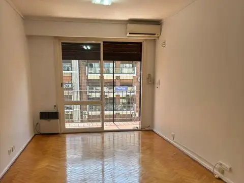 Av Crámer 1800 Belgrano 3amb U$160.000