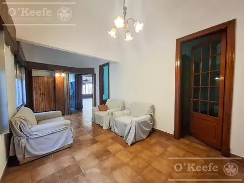 Casa 4 ambientes con 1 baño