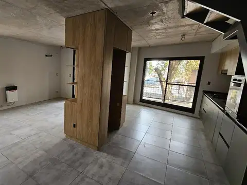 Pichincha, duplex, estrenar, 2 dormitorios, cochera, balcones, 108 m2.-