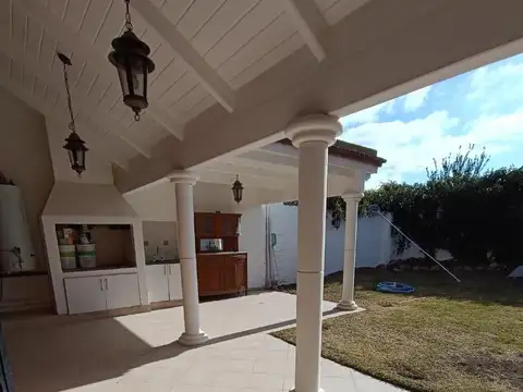 Casa en Venta en Colinas Del Cerro, USD 245.000