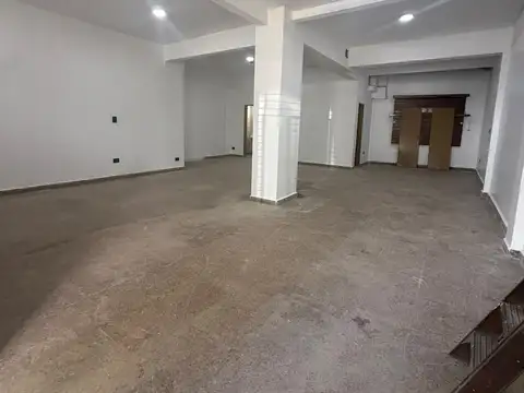 Local en Alquiler en Floresta, $ 1.000.000