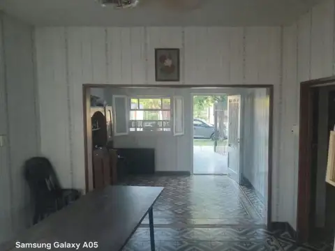Casa 4 ambientes con 1 baño