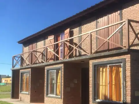 Tres Hermosos Duplex En  Venta, Camet Norte 