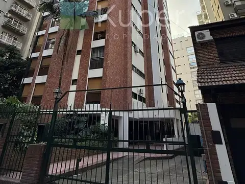 Rosales 2700
