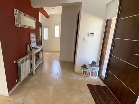 Casa en Alquiler de 3 dormitorios