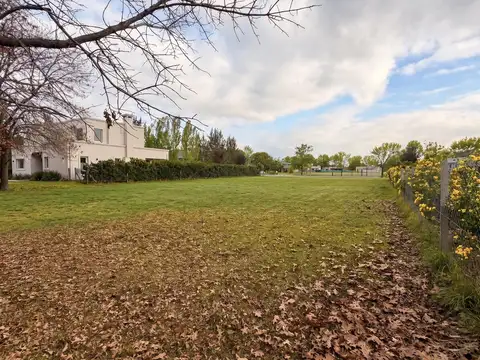 Terreno en Venta en Los Alcanfores, USD 73.000