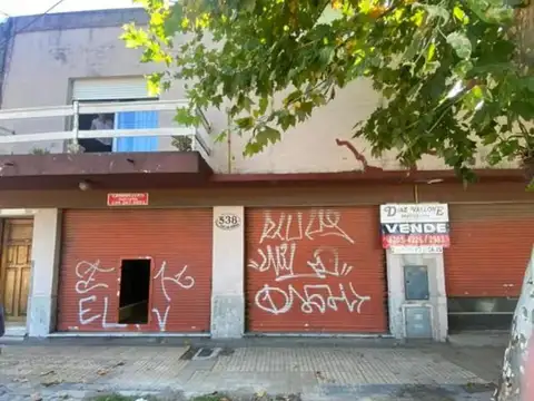 Dos locales y Dos departamentos. IDEAL INVERSOR